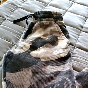 Nike Boys lined sweatpants